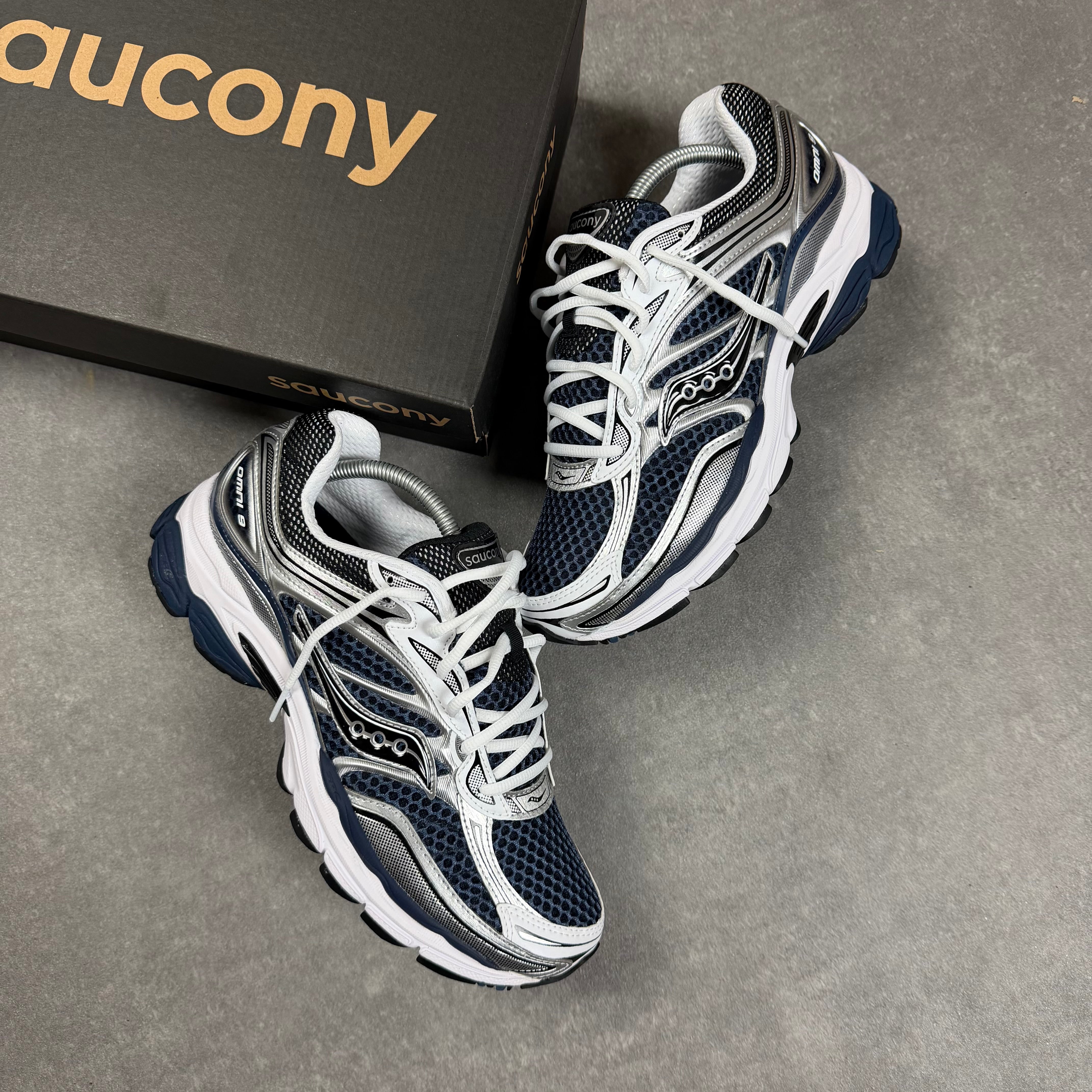 SAUCONY PRO GRID OMNI 9 DEEP NAVY