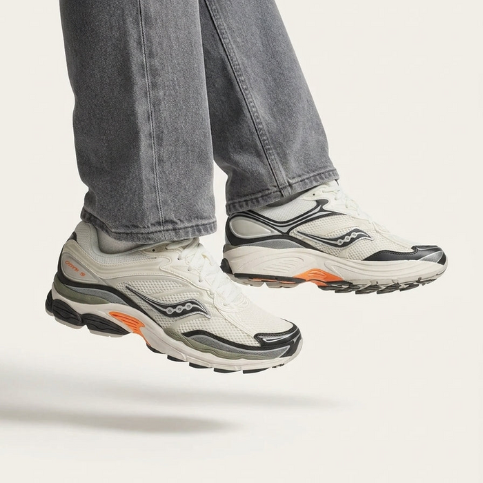 Saucony White Tumeric