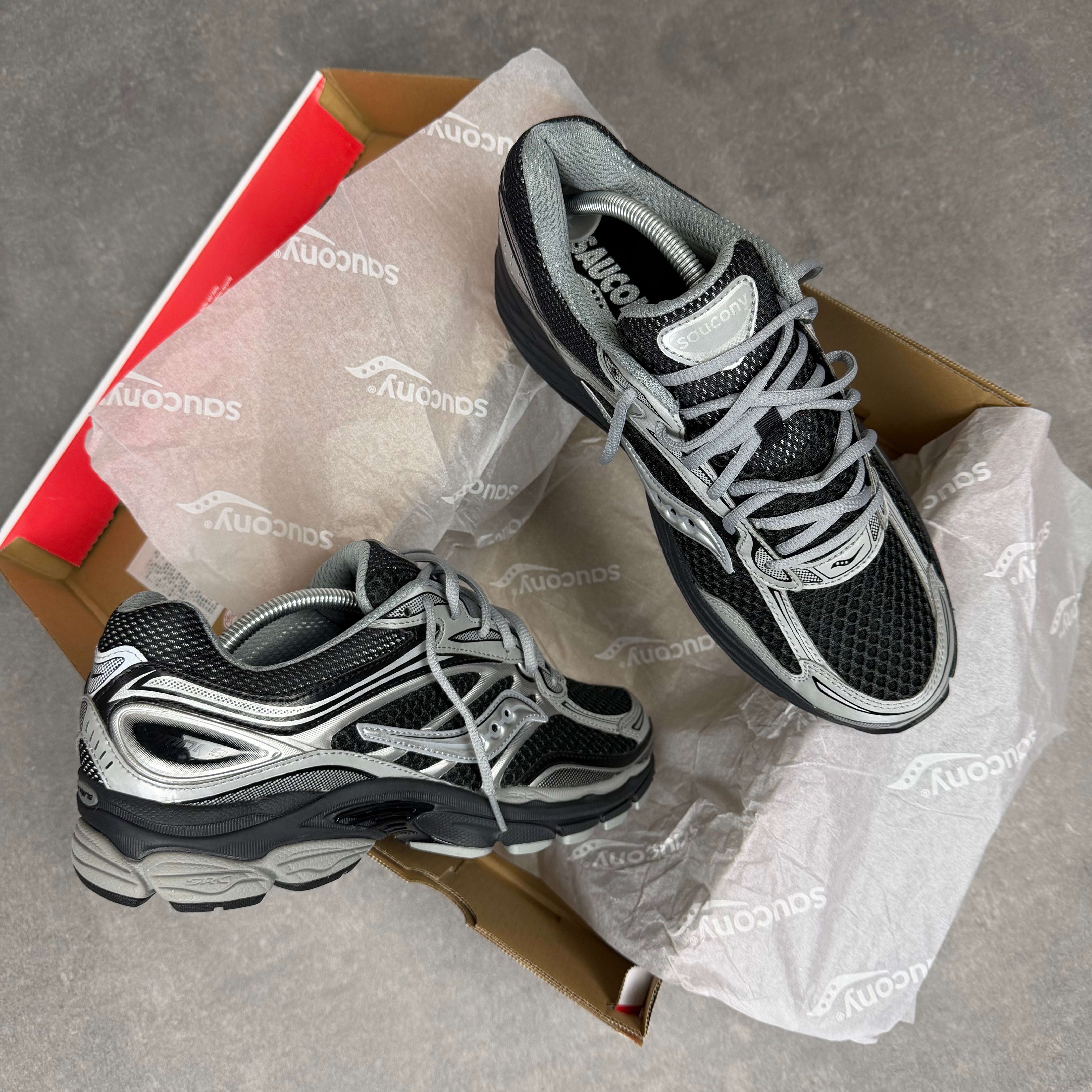 SAUCONY PRO-GRID OMNI 9 BLACK/SILVER