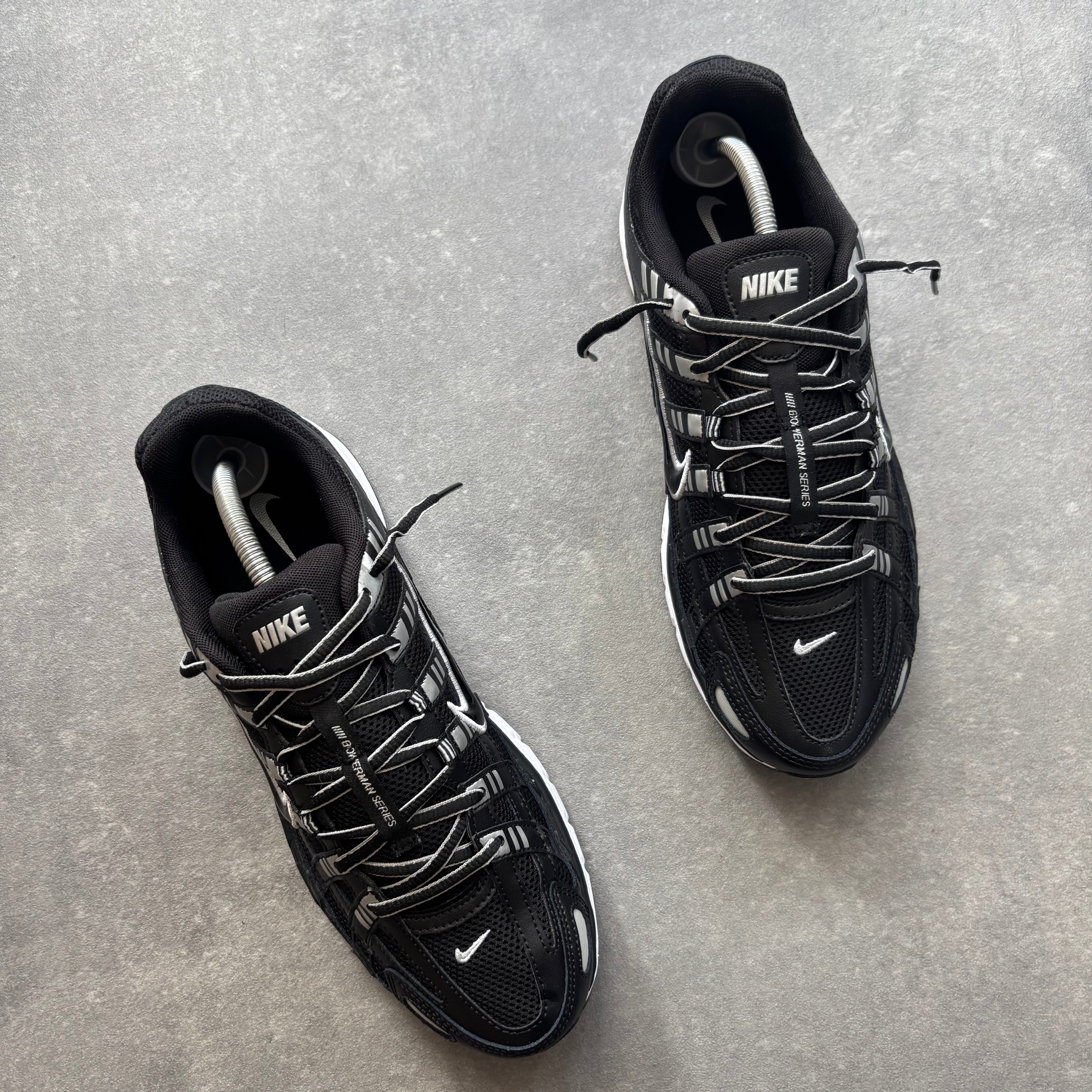 NIKE P-6000 WHITE/BLACK